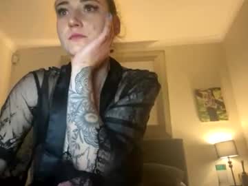 Cam for naughtycoupleweare
