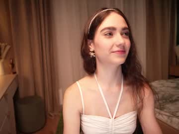 Cam for levygrace