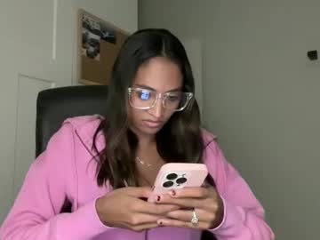 Cam for therealgiana